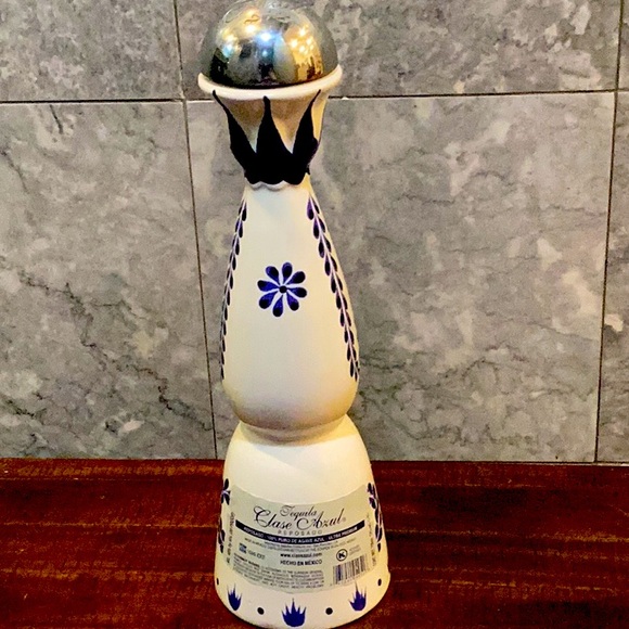 Clase Azulejo Reposado Ceramic Tequila empty bottle with Silver Stopper